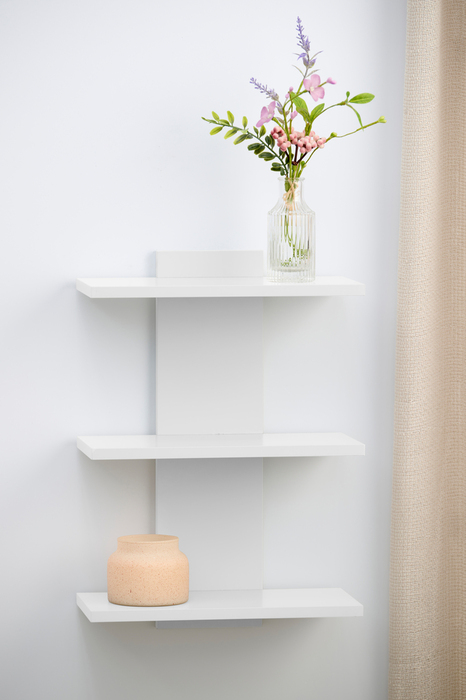 Vegg­hylle m/3 hyller hvit – DAY